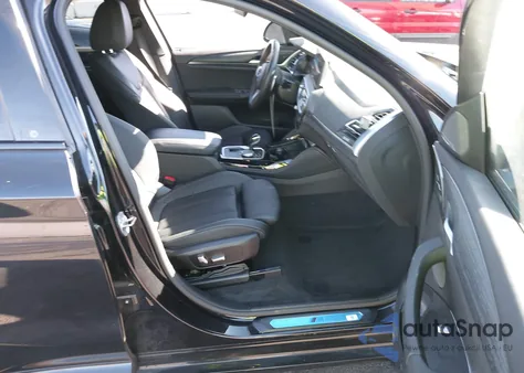 2023 BMW X4 xDrive30I z USA, uszkodzony, nr VIN 5UX33DT09P9S63695